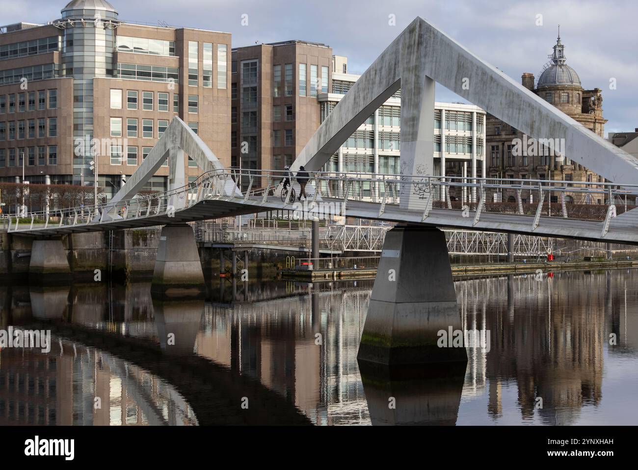 River Clyde, a Glasgow, in Scozia, il 27 novembre 2024. Foto Stock