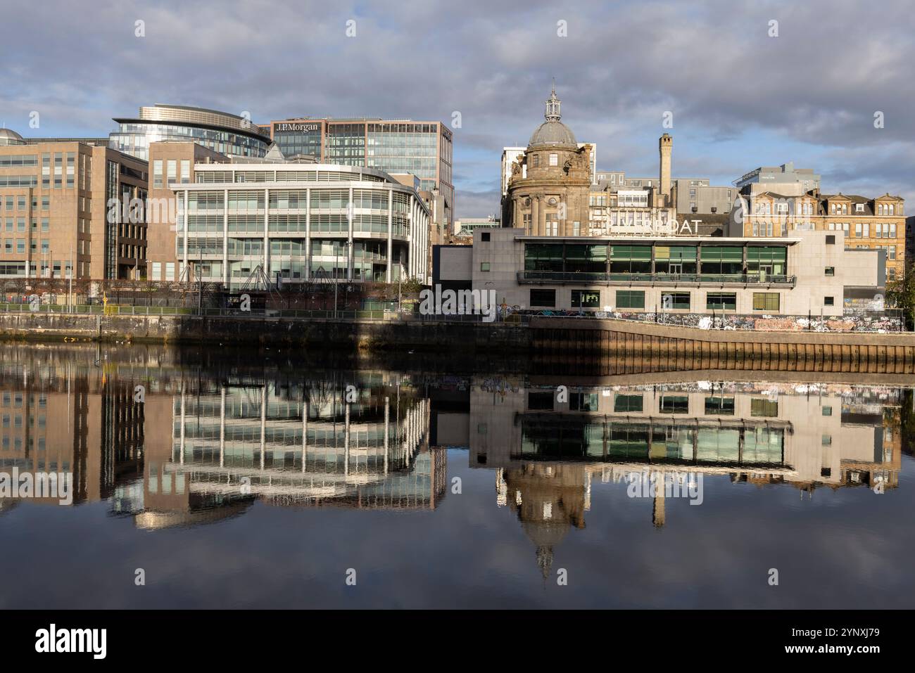 River Clyde, a Glasgow, in Scozia, il 27 novembre 2024. Foto Stock