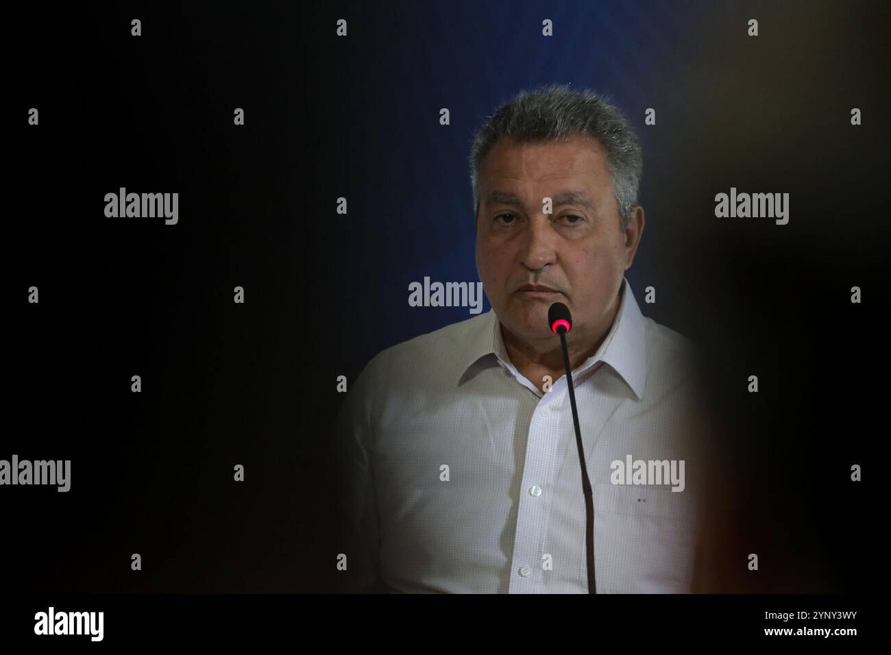 Recife, PE, 11/27/2024 - MINISTRO RUI COSTA - la mattina di questo mercoledì (27), il Ministro della Casa civile Rui Costa, insieme al governatore di Pernambuco, Raquel Lyra, ha incontrato i sindaci della regione al Palacio do campo das Princesas, per discutere del nuovo PAC, che porterà gli investimenti infrastrutturali federali allo Stato. Dopo la riunione, il ministro e il governatore tennero una conferenza stampa. Anche il sindaco di Recife, Joao campo, e il ministro della Scienza e della tecnologia, Luciana Santos, hanno partecipato a questo incontro. Foto: Rafael Vieira/AGIF (foto di Rafael Vieira/A. Foto Stock