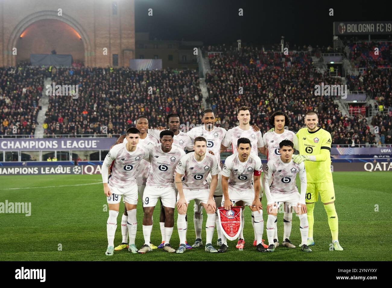 Bologna, Italia. 27 novembre 2024. Team Lille durante la partita di calcio di UEFA Champions League 2024/2025 tra Bologna e Lille allo Stadio Renato Dall'Ara - Sport, calcio - Bologna, Italia - mercoledì 27 novembre 2024 (foto di massimo Paolone/LaPresse) crediti: LaPresse/Alamy Live News Foto Stock