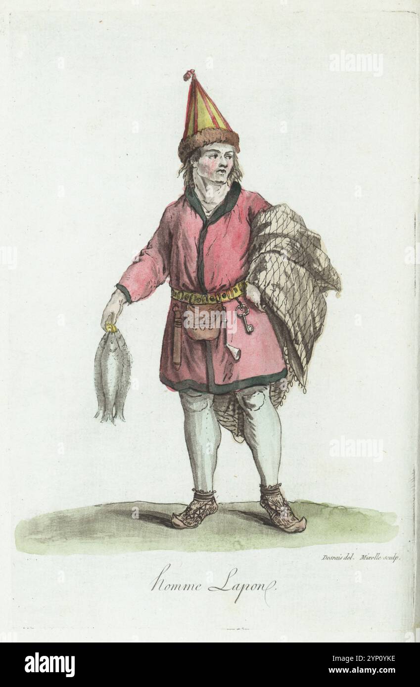 Costume di un Sami di Laponia (Lapponia). Indossa un cappello a punta con finiture in pelliccia e cuciture colorate, un giubbotto in tessuto o pelle, pantaloni stretti, scarpe appuntite in pelle non intatta. Una pipa da tabacco, un coltello, una chiave e una borsa in pelle sono appese alla cintura in pelle. Porta un mantello e diversi pesci. Homme Laponne de la Laponie. Incisa da Jean-Marie Mixelle su disegno di Claude-Louis Desrais. Incisione su lastra di rame colorata a mano dopo un’illustrazione di Jacques Grasset de Saint-Sauveur dai costumi civici actuels de tous les peuples connus di Sylvain Marechal, dessines d’apres nature, civ attuale Foto Stock