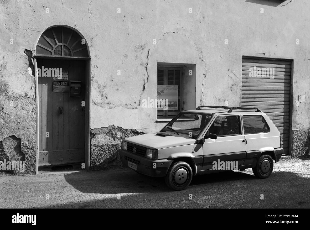 Fiat Panda, SP52, Molini de Triora, valle dell'Argentina, Liguria, Italia Foto Stock