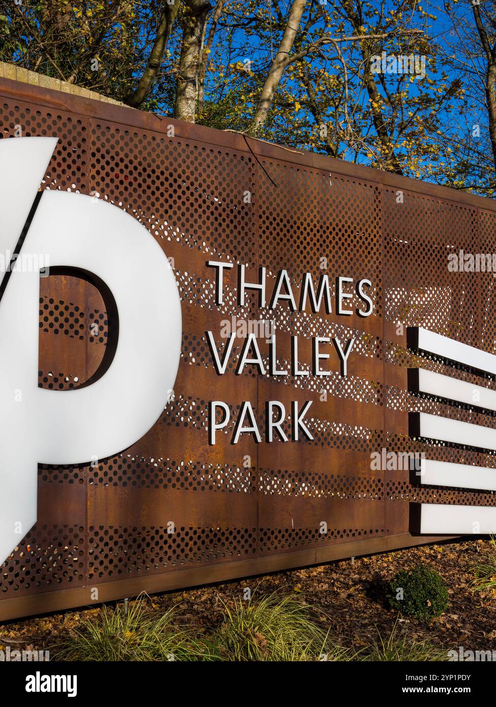 Cartello per The Thames Valley Park, Reading, Berkshire, Inghilterra, Regno Unito, GB. Foto Stock