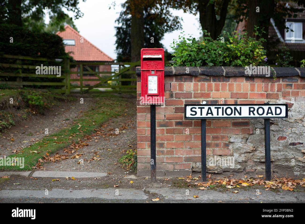 Una casella postale sulla Station Road nel piccolo villaggio di Shiptonthorpe nell'East Yorkshire, che è stata teatro di una serie di lettere di penna velenosa che ha visto Foto Stock