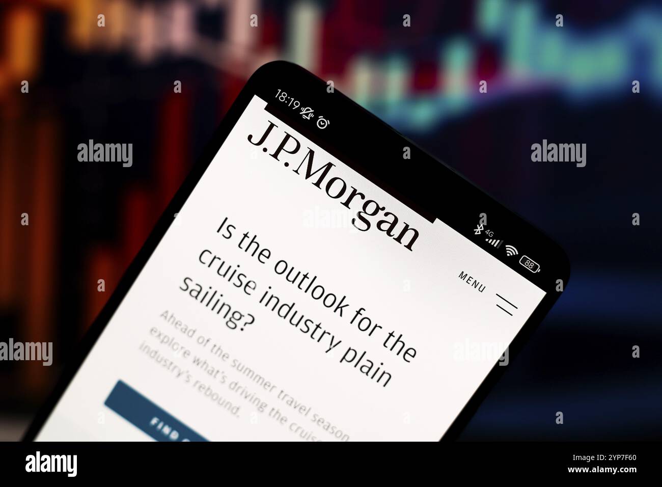 In questa immagine, il logo JP Morgan viene visualizzato sul sito Web sullo schermo dello smartphone Foto Stock