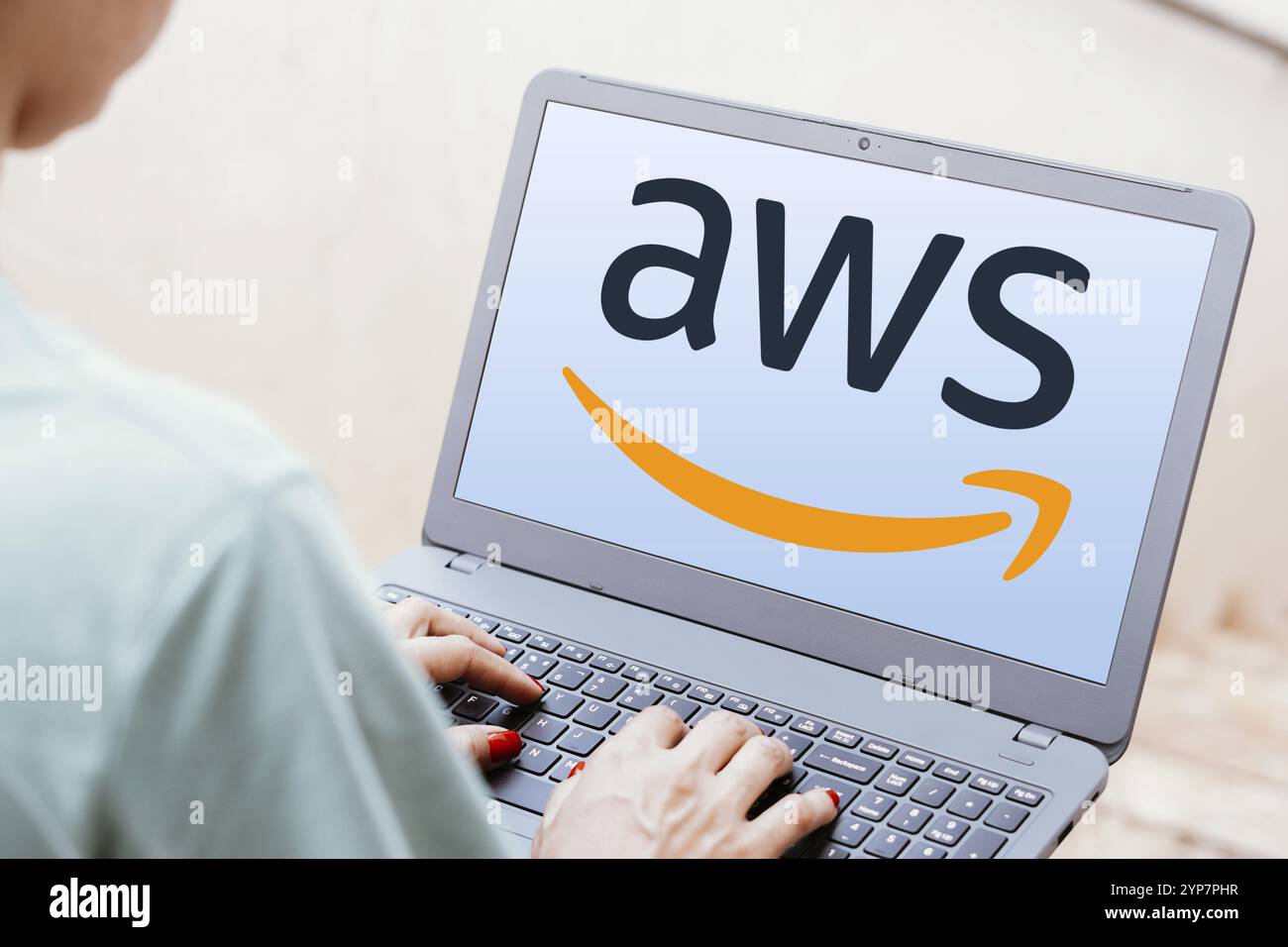 7 maggio 2024, Brasile. In questa immagine, il logo Amazon Web Services, Inc. (AWS) viene visualizzato sullo schermo di un laptop Foto Stock