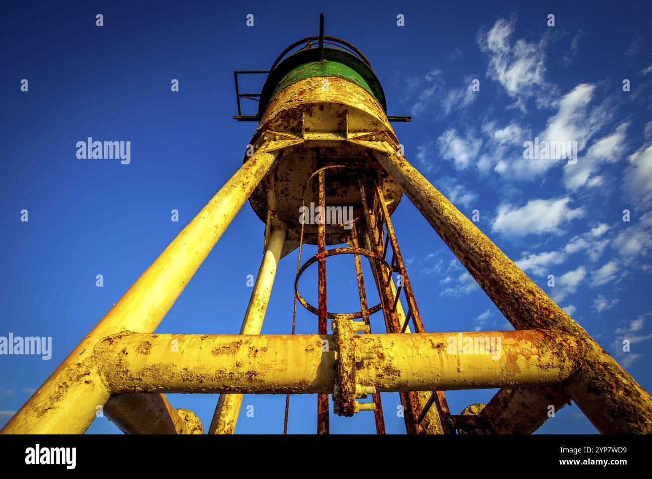 Molo e faro a Saint Pierre, isola la Reunion, Oceano Indiano, 26 aprile 2016, Saint Pierre, Francia, Europa Foto Stock