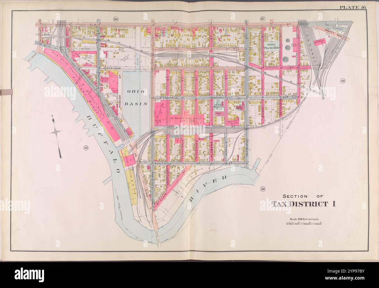 Buffalo, V. 2, Double Page Plate No. 36 [Mappa delimitata da Elk St., Buffalo River, Michigan Ave.] 1915 Foto Stock