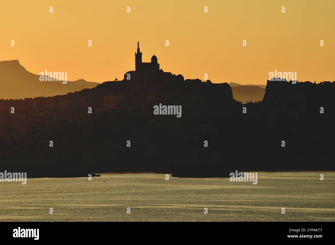 basilica Notre-Dame de la Garde al mattino, Francia, Bouches du Rhone, Marsiglia Foto Stock