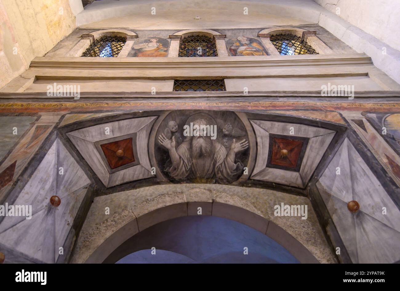 Brescia, Italia. Museo di Santa Giulia, patrimonio dell'umanità dell'UNESCO. Interno della Basilica di San Salvatore Foto Stock