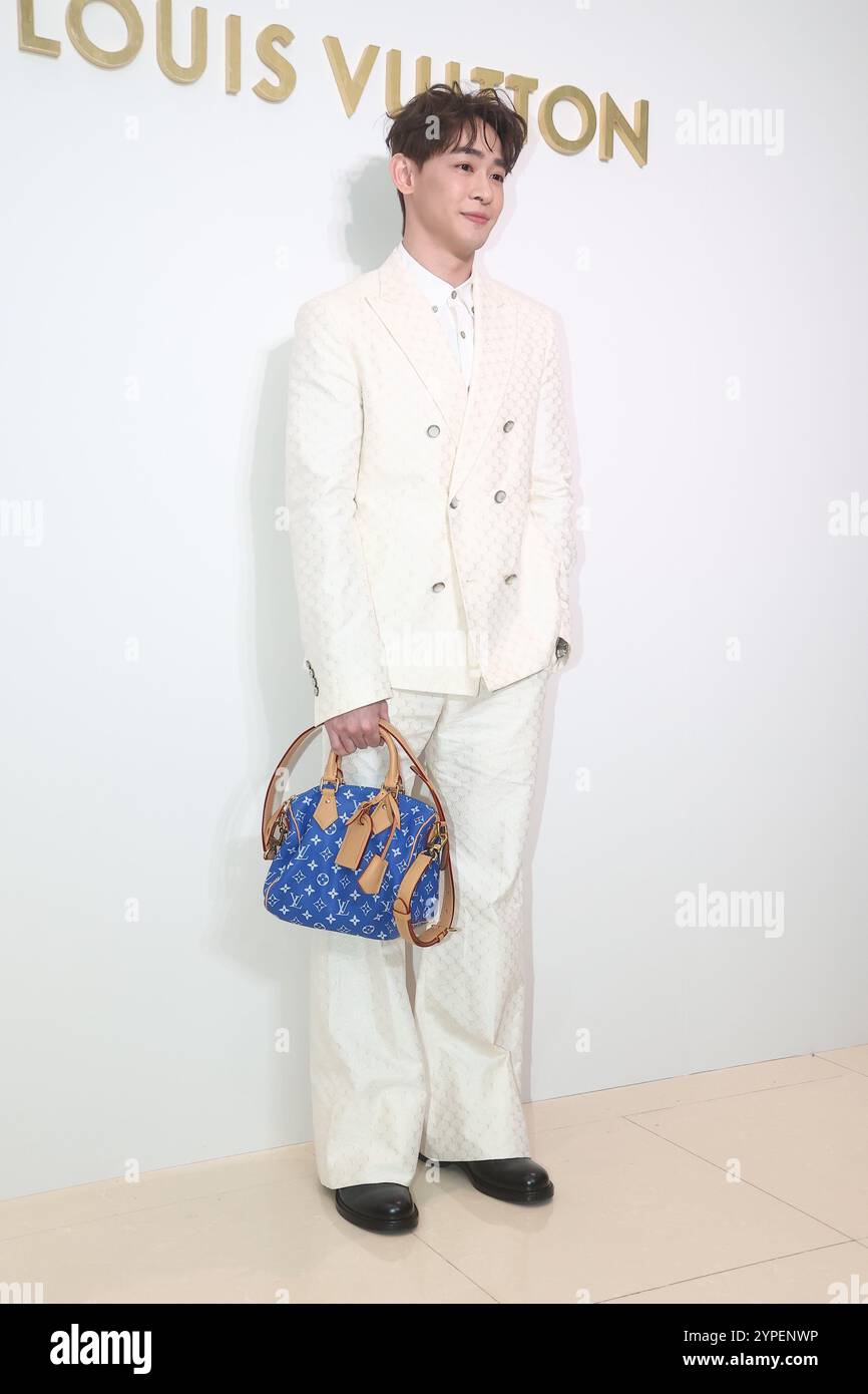 Taipei. 30 novembre 2024. La cerimonia di apertura del flagship store Louis Vuitton si svolge a Taipei, provincia di Taiwan, Cina, il 29 novembre 2024. (Foto di Costfoto/NurPhoto) credito: NurPhoto SRL/Alamy Live News Foto Stock