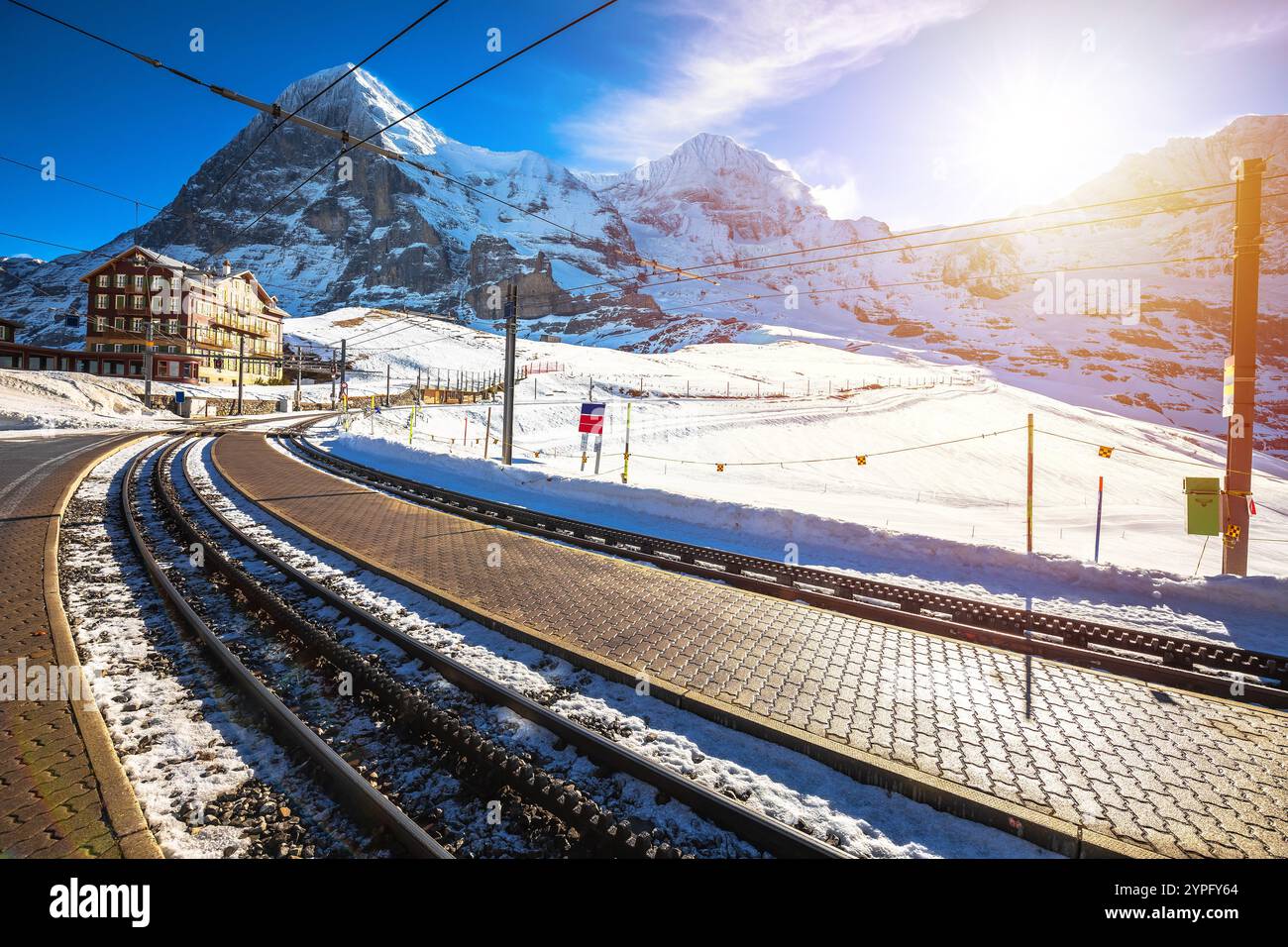 Kleine Scheidegg ferrovia fino al picco di Jungfraujoch, regione svizzera dell'Oberland Berner Foto Stock
