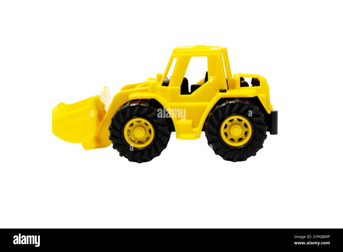 Escavatore giocattolo giallo in plastica per bambini su sfondo trasparente. png Foto Stock