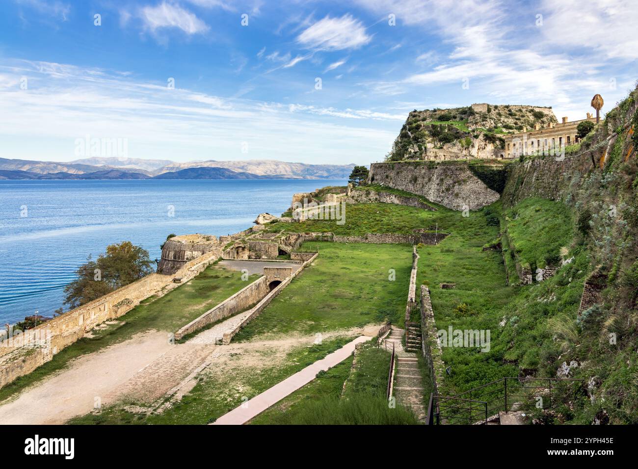I terreni della Vecchia Fortezza Veneziana nella città di Kerkyra sull'isola di Corfù in Grecia Foto Stock