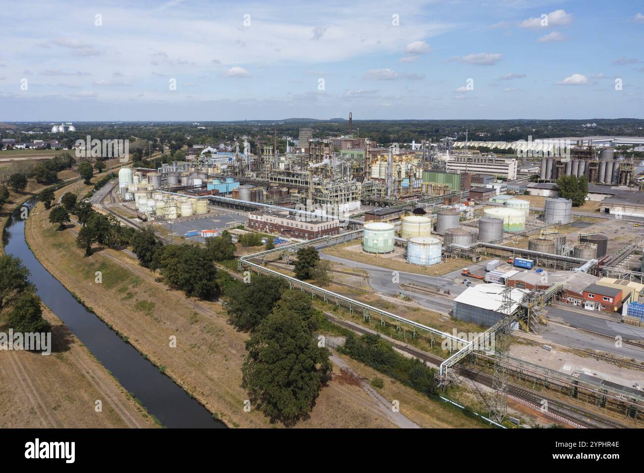 Air liquide gestisce diversi impianti nel parco chimico di OQ Chemicals nella città di Oberhausen: Impianti di separazione dell'aria e di liquefazione per aria ga Foto Stock