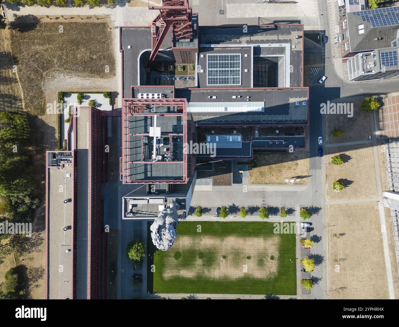 Nordstern Colliery è un'ex miniera di carbone a Gelsenkirchen. Il sito è stato trasformato in un parco. La torre tortuosa elencata è stata aggiornata come parte di Foto Stock