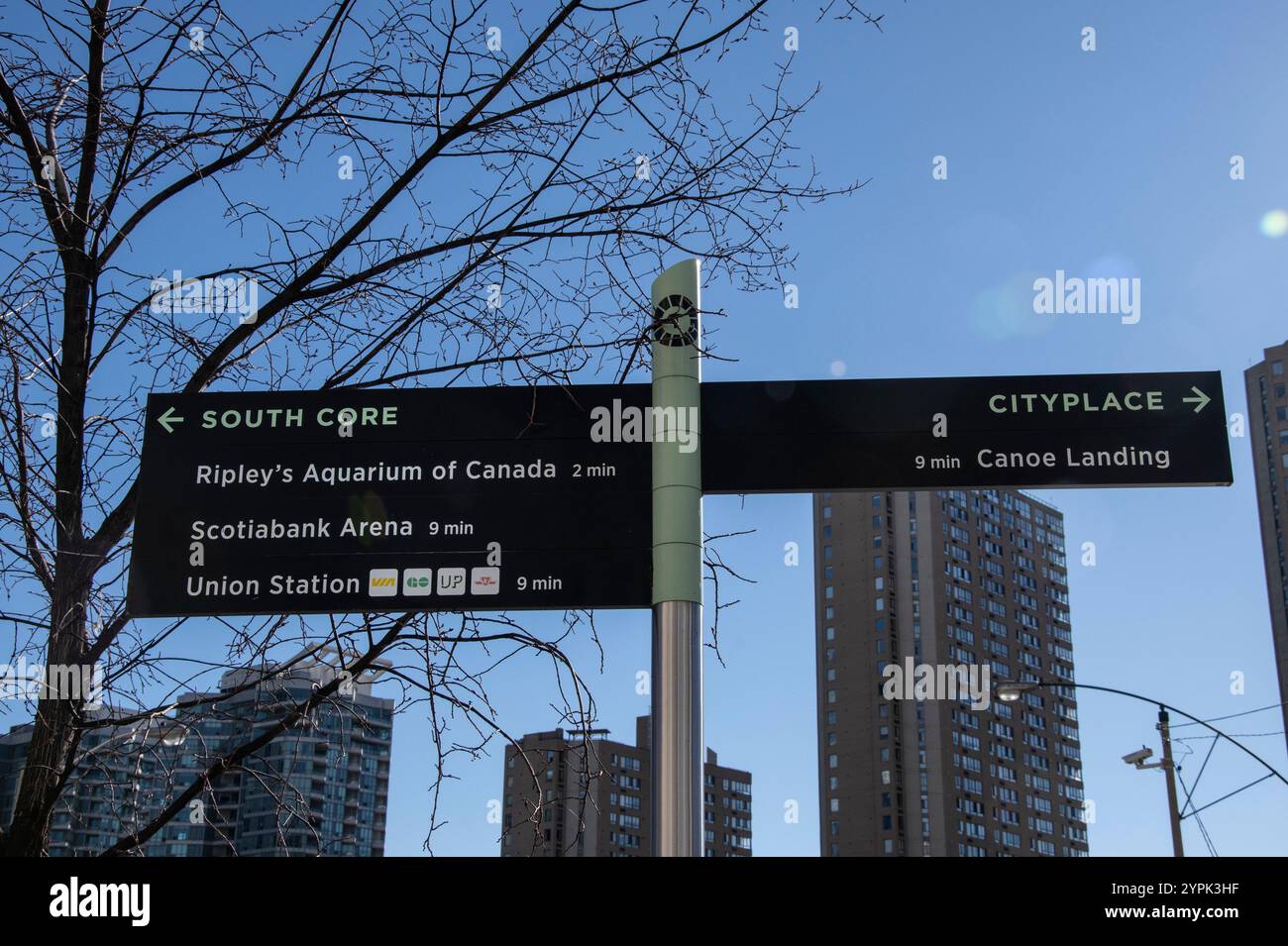 Indicazioni stradali per South Core e Cityplace nel centro di Toronto, Ontario, Canada Foto Stock