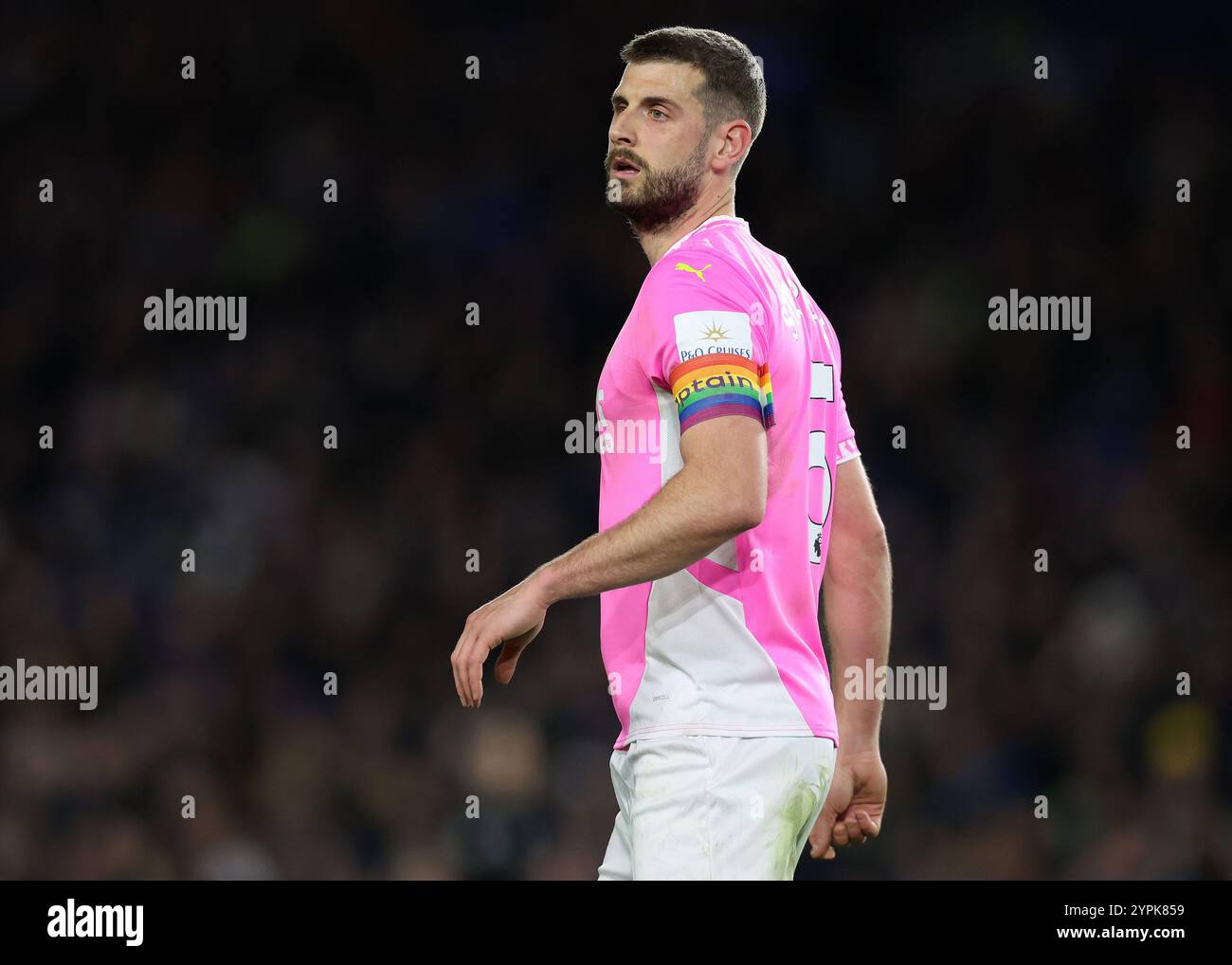 Brighton e Hove, Regno Unito. 29 novembre 2024. Jack Stephens del Southampton durante la partita di Premier League all'AMEX Stadium, Brighton e Hove. Il credito per immagini dovrebbe essere: Paul Terry/Sportimage Credit: Sportimage Ltd/Alamy Live News Foto Stock