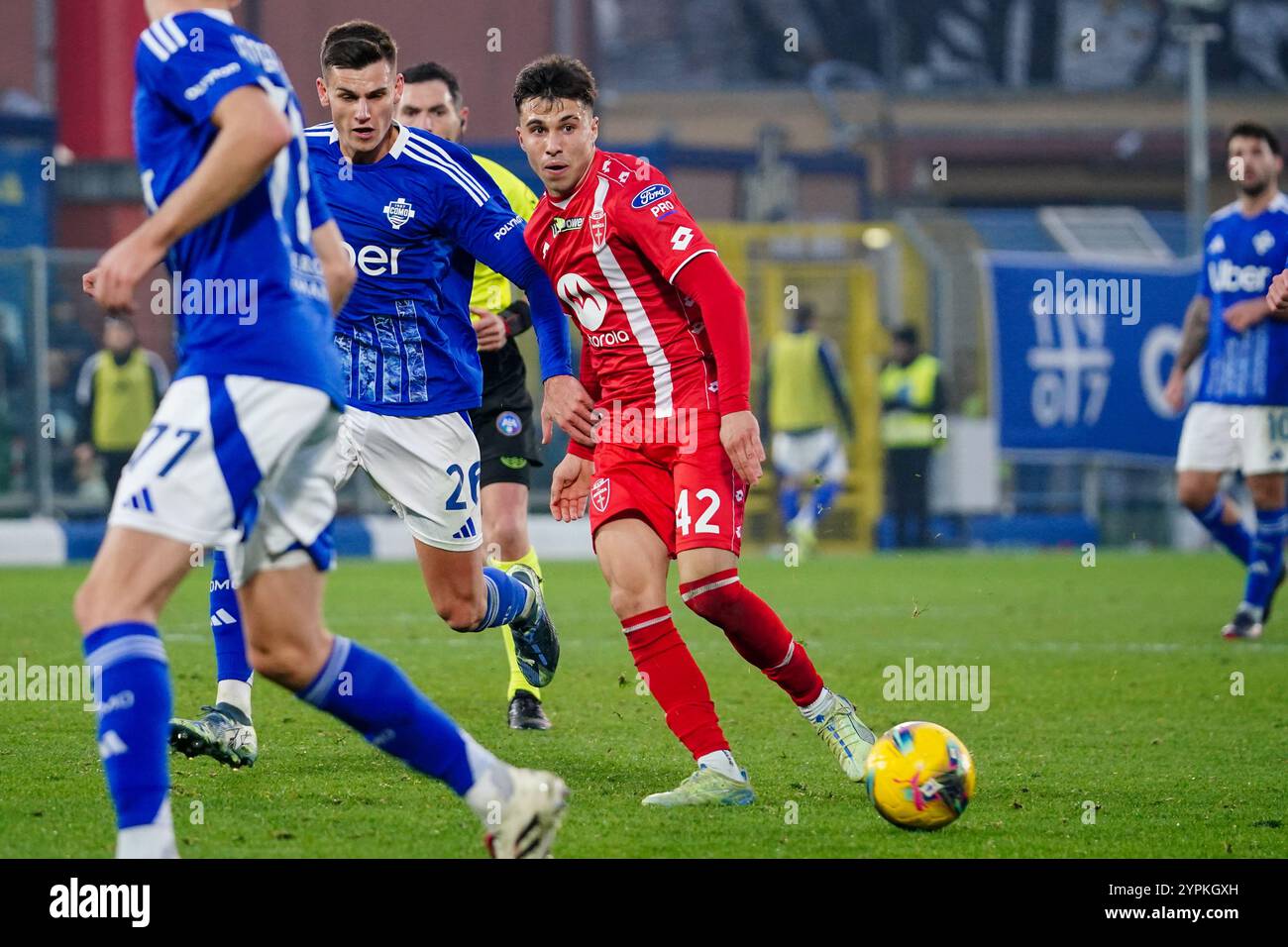 Como, Italie. 30 novembre 2024. Alessandro bianco (AC Monza) durante la partita di campionato italiano di serie A tra Como 1907 e AC Monza il 30 novembre 2024 allo Stadio Giuseppe Sinigaglia di Como, Italia - Photo Morgese-Rossini/DPPI Credit: DPPI Media/Alamy Live News Foto Stock