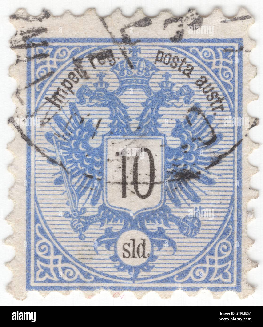 UFFICIO POSTALE AUSTRIACO NELL'IMPERO TURCO — 1883 agosto 15: 10 soldo francobollo blu raffigurante il numero di valore sullo stemma della monarchia austriaca. L'aquila a doppia testa della Casa regnante degli Asburgo-Lorena fu usata dalle comuni istituzioni imperiali e reali (k. u. k.) dell'Austria-Ungheria o dalla doppia monarchia. L'Impero austro-ungarico mantenne i propri uffici postali nell'Impero ottomano, tipicamente motivati dall'inaffidabile sistema postale degli ottomani. Gli ultimi uffici postali austriaci rimasti nell'area della Turchia sono stati chiusi il 30 settembre 1914 Foto Stock