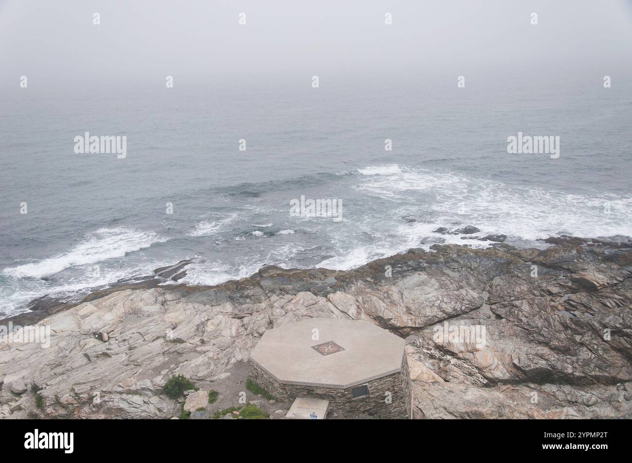 il sito storico originale della casa faro a coda di ponte del 1749 a jamestown rhode island. Foto Stock