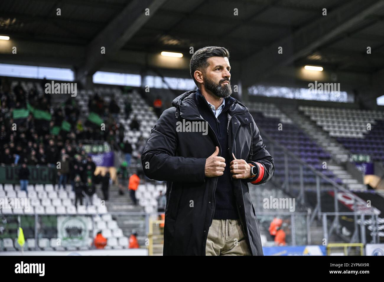 Il capo-allenatore di Cercle Miron Muslic, nella foto prima di una partita di calcio tra Beerschot va e Cercle Brugge, domenica 01 dicembre 2024 ad Anversa, il giorno 16 della stagione 2024-2025 della "Jupiler Pro League" prima divisione del campionato belga. BELGA FOTO TOM GOYVAERTS Foto Stock