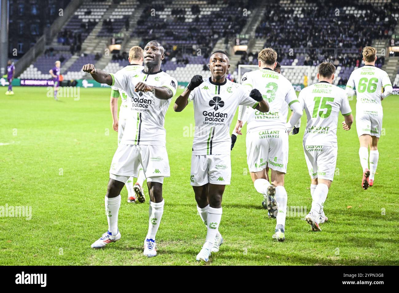 Kevin Denkey di Cercle festeggia dopo aver segnato nel corso di una partita di calcio tra Beerschot va e Cercle Brugge, domenica 01 dicembre 2024 ad Anversa, il giorno 16 della stagione 2024-2025 della "Jupiler Pro League" prima divisione del campionato belga. BELGA FOTO TOM GOYVAERTS Foto Stock