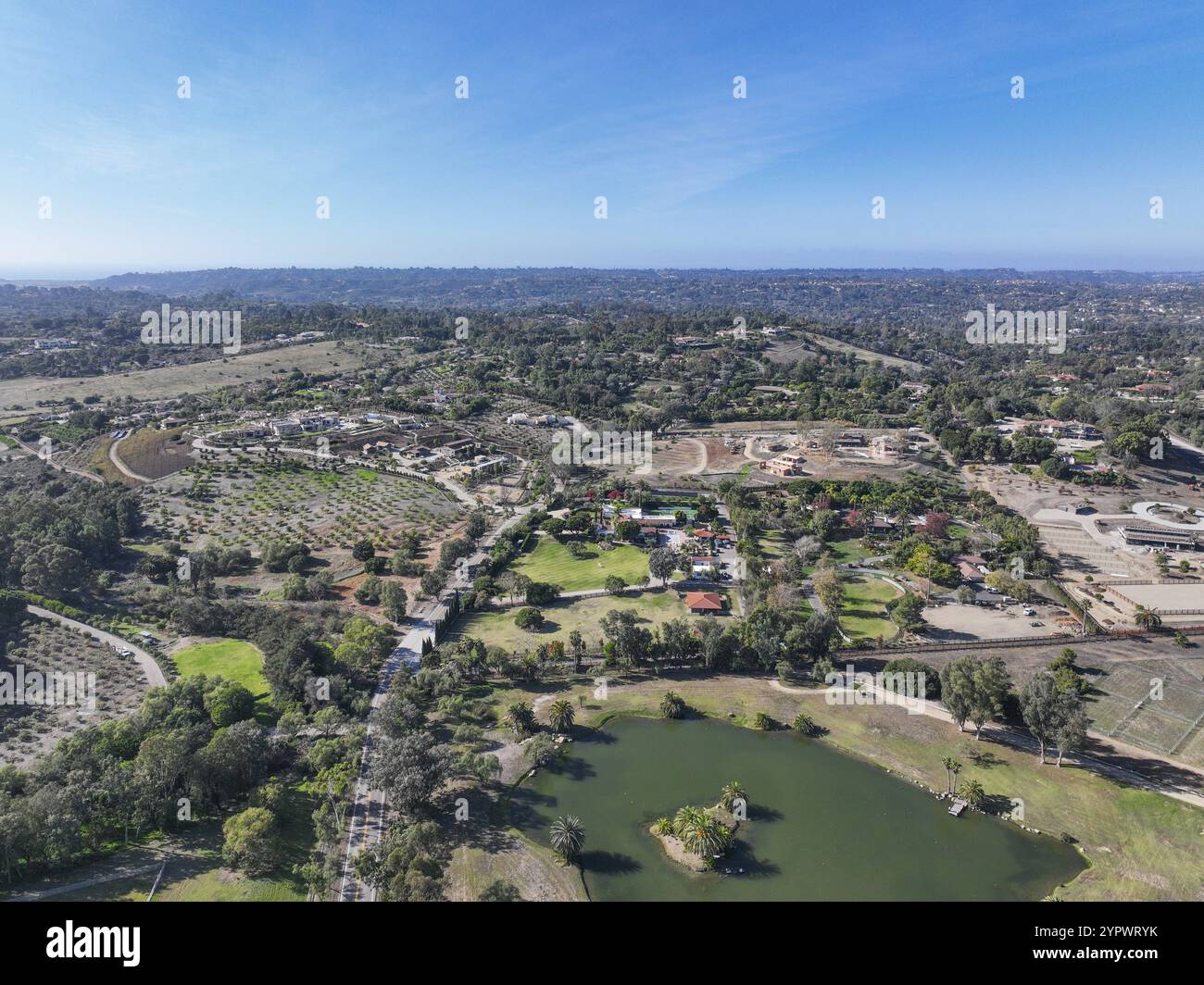 Veduta aerea di Rancho Santa Fe, città super ricca di San Diego, California, Stati Uniti, Nord America Foto Stock