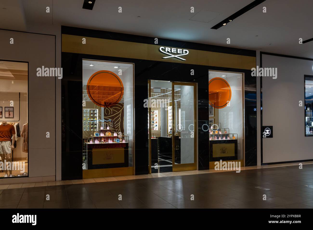 Santa Clara, California, USA - 10 giugno 2023: Un negozio Creed Boutique presso la Westfield Valley Fair a Santa Clara, California. Foto Stock