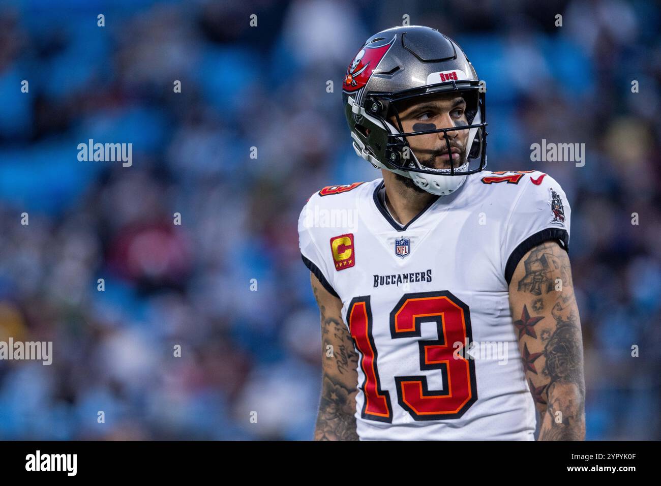 Charlotte, North Carolina, Stati Uniti. 1 dicembre 2024. Il wide receiver dei Tampa Bay Buccaneers Mike Evans (13) durante il secondo quarto contro i Carolina Panthers nel match NFL a Charlotte, NC. (Scott Kinser/CSM). Crediti: csm/Alamy Live News Foto Stock