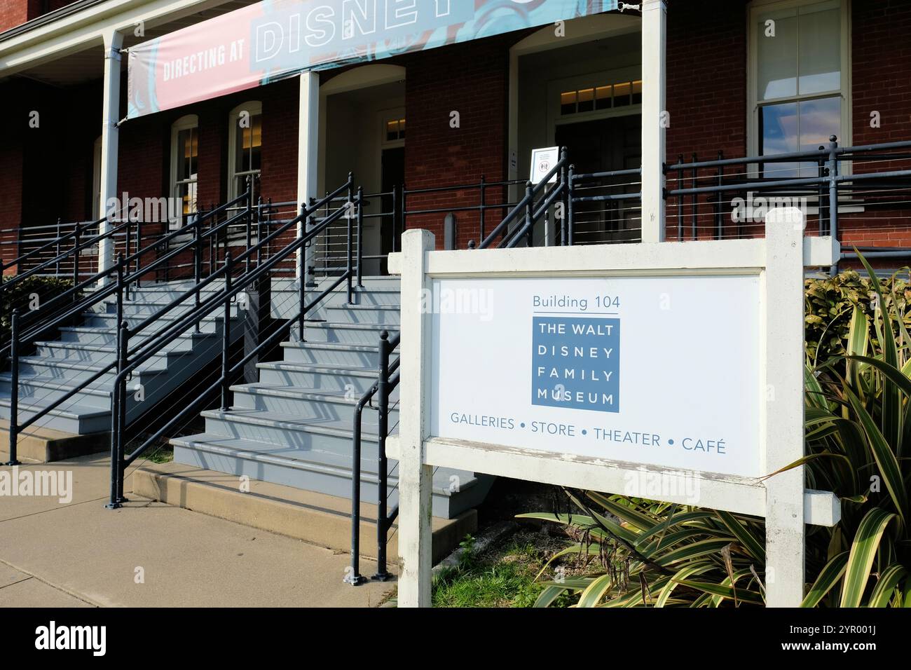 Il Walt Disney Family Museum al Presidio, San Francisco, California, con gallerie, mostre e proiezioni di film relativi a Walt Disney. Foto Stock