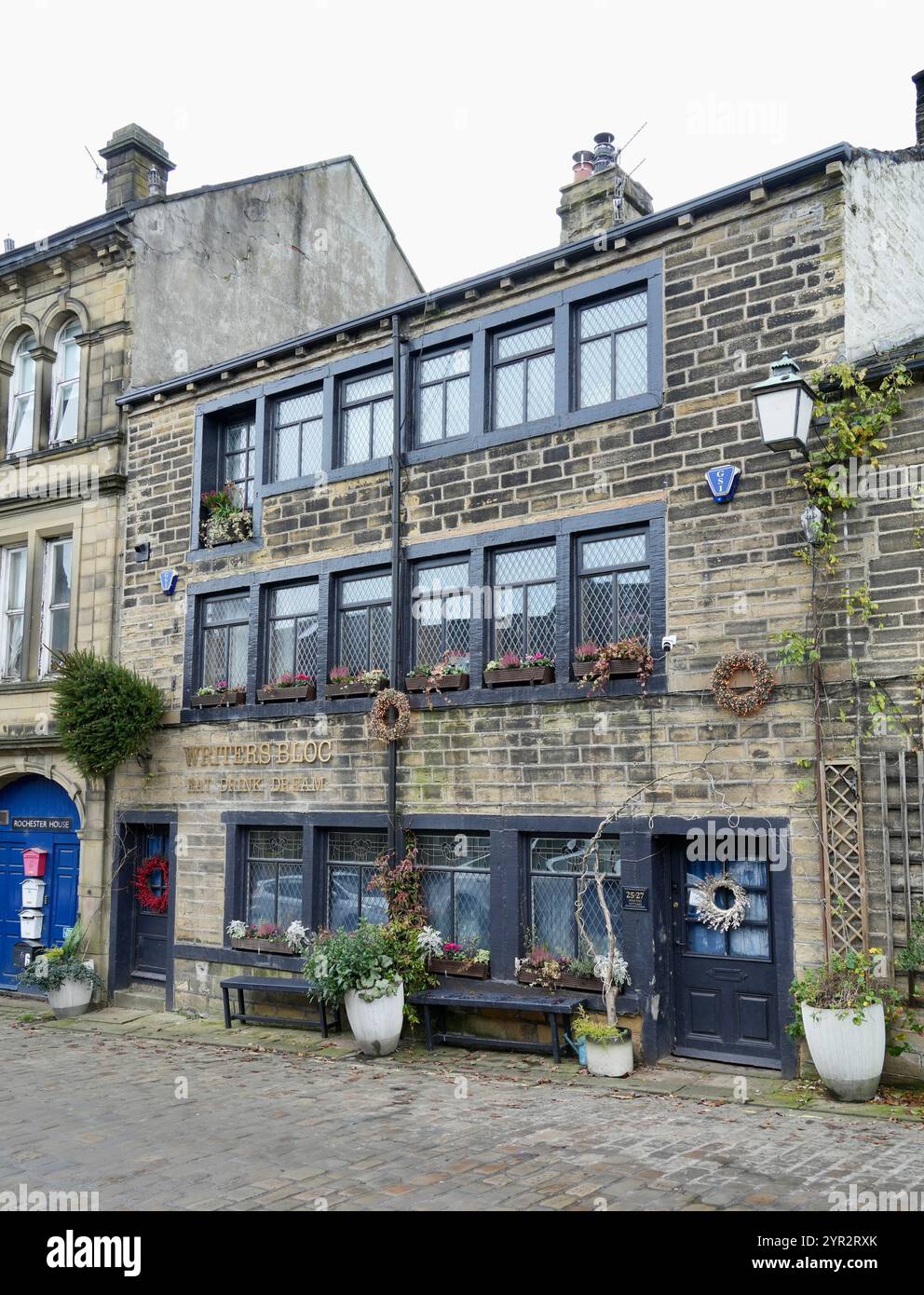 Writers Bloc Kitchen and Bar sulla Main Street. Foto Stock