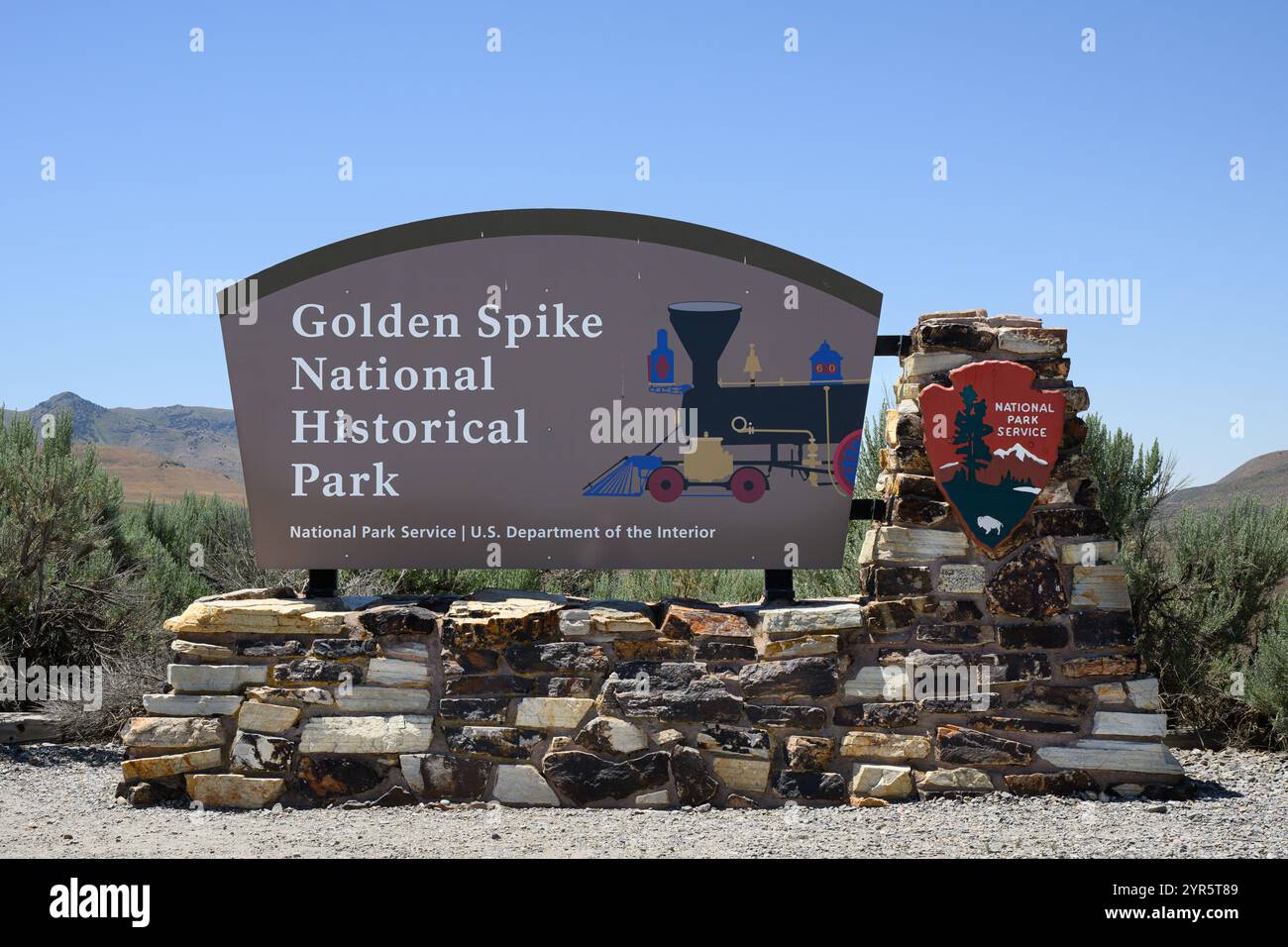 Corinne, UT, USA - 23 giugno 2024; insegna al Golden Spike National Historical Park punto d'incontro della prima ferrovia transcontinentale Foto Stock