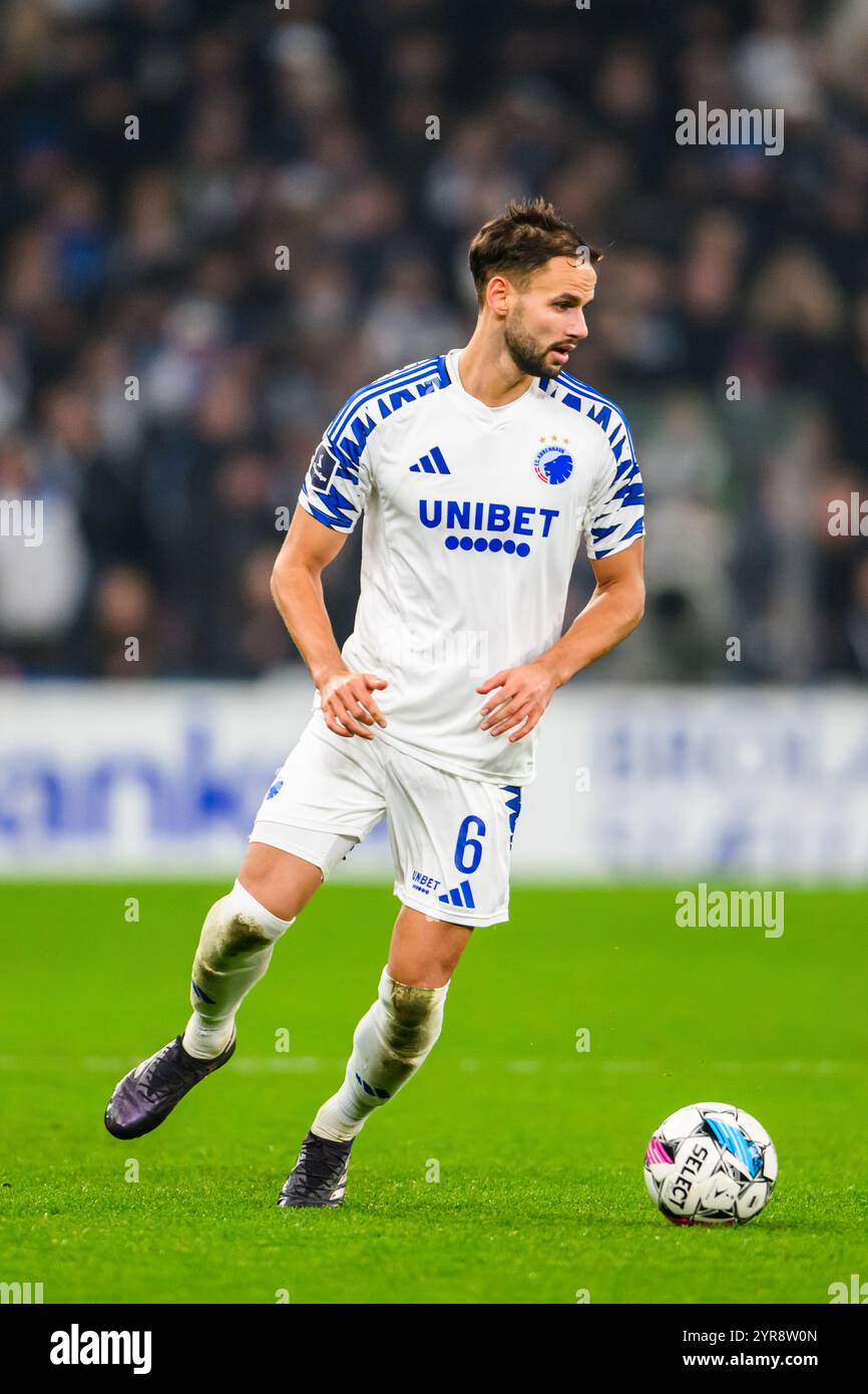 6 (FCK) - Pantelis Hatzidiakos. Superliga: FC København mod FC Nordsjælland - 02.12.2024. København, Danmark. 2 dicembre 2024. Regno Unito: FC Copenhagen Foto Stock