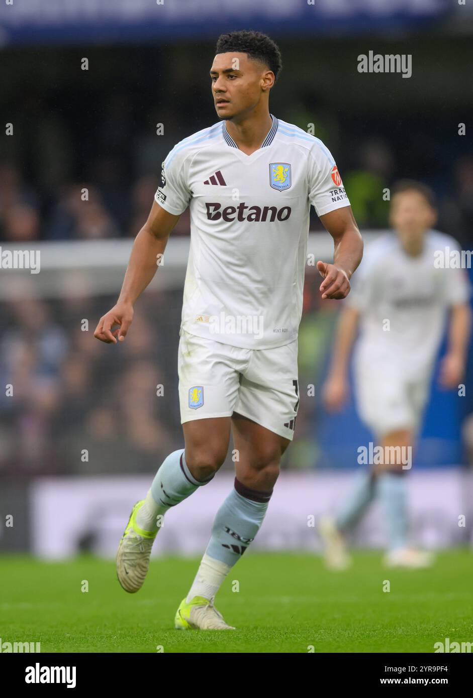 Londra, Regno Unito. 1 dicembre 2024. Chelsea V Aston Villa - Premier League - Stamford Bridge. Ollie Watkins di Aston Villa in azione. Crediti immagine: Mark Pain / Alamy Live News Foto Stock