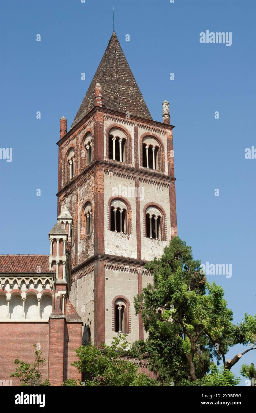 basilica di Sant'Andrea (stile gotico-romanico) a Vercelli - Piemonte - Italia Foto Stock