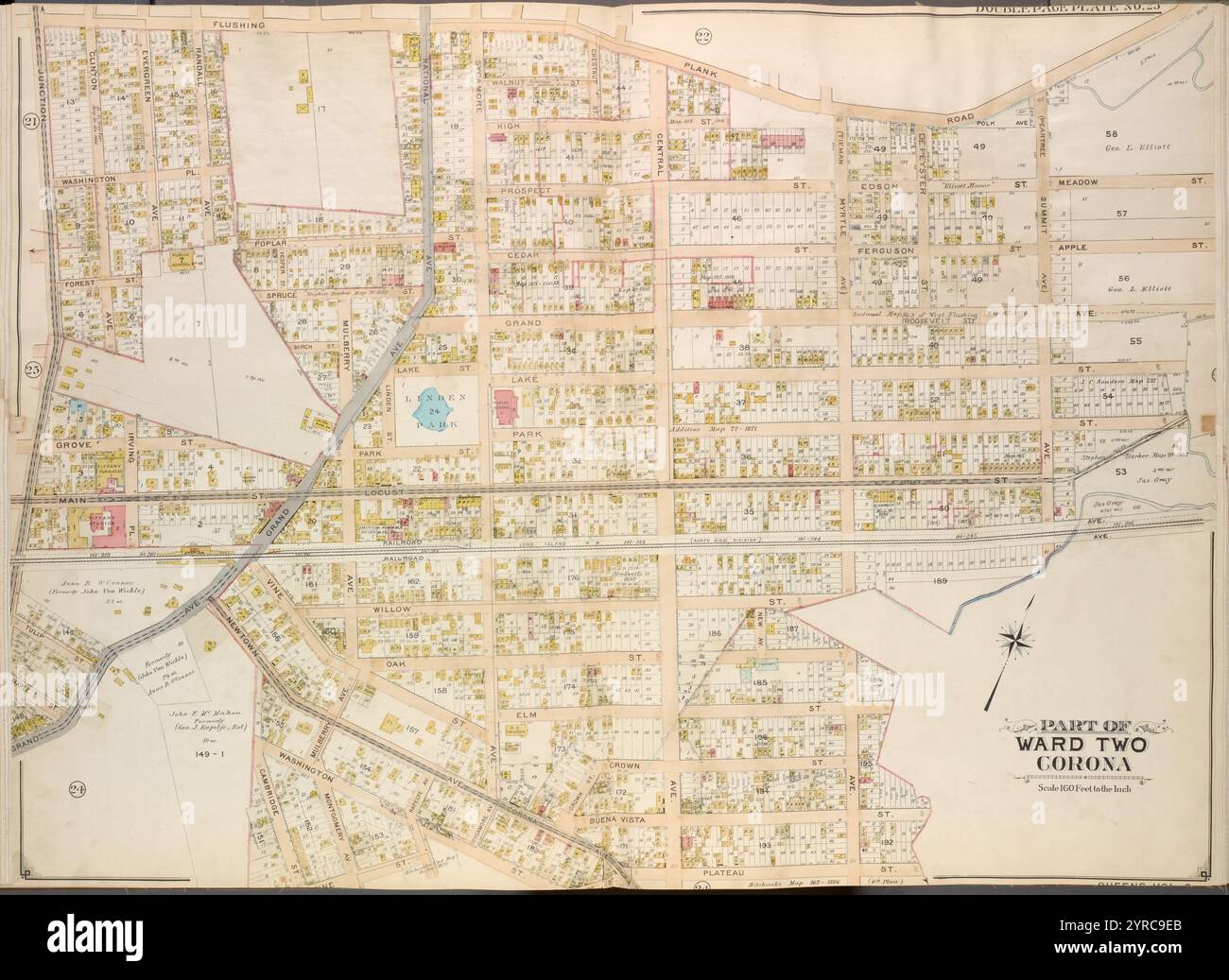 Queens, Vol. 2, Double Page Plate No. 23; Part of Ward Two Corona; [Map bounded by Flushing Plank Road, Peartree Summit Ave., Meadow St., Apple St., Grand Ave. (Roosevelt St.), Lake St., Park St., Rail Road Ave., Willow St., New Ave., Oak St.; inclusi Tieman Myrtle Ave., Crown St., Buena Vista St., Plateau St., Washington St., Montgomery Ave., Cambridge St., Newtown Ave., Corona Ave., Junction Ave.] 1908 - 1912 Foto Stock