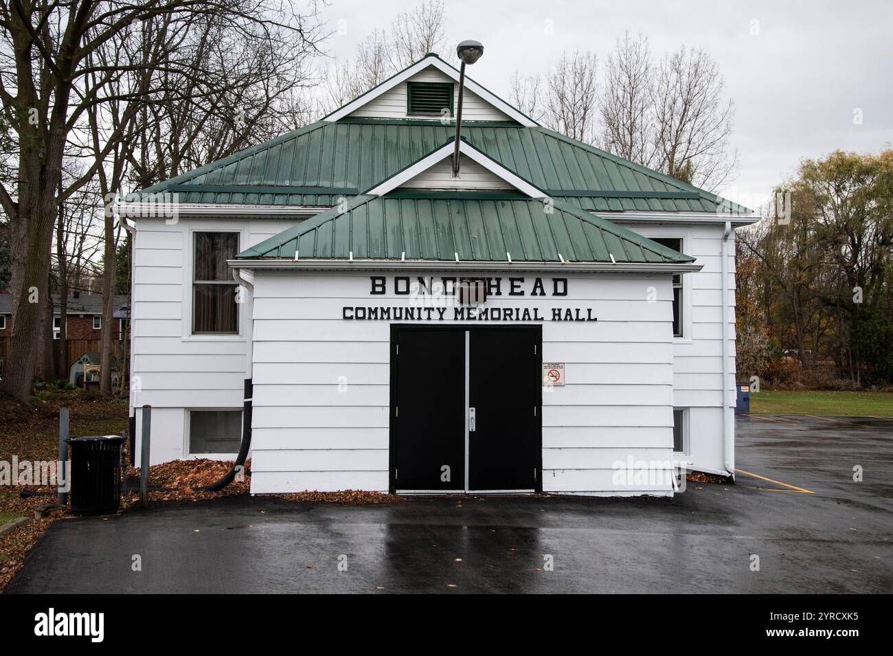 Community Memorial Hall on 27 a Bond Head, Ontario, Canada Foto Stock