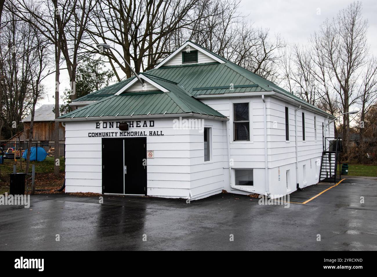 Community Memorial Hall on 27 a Bond Head, Ontario, Canada Foto Stock