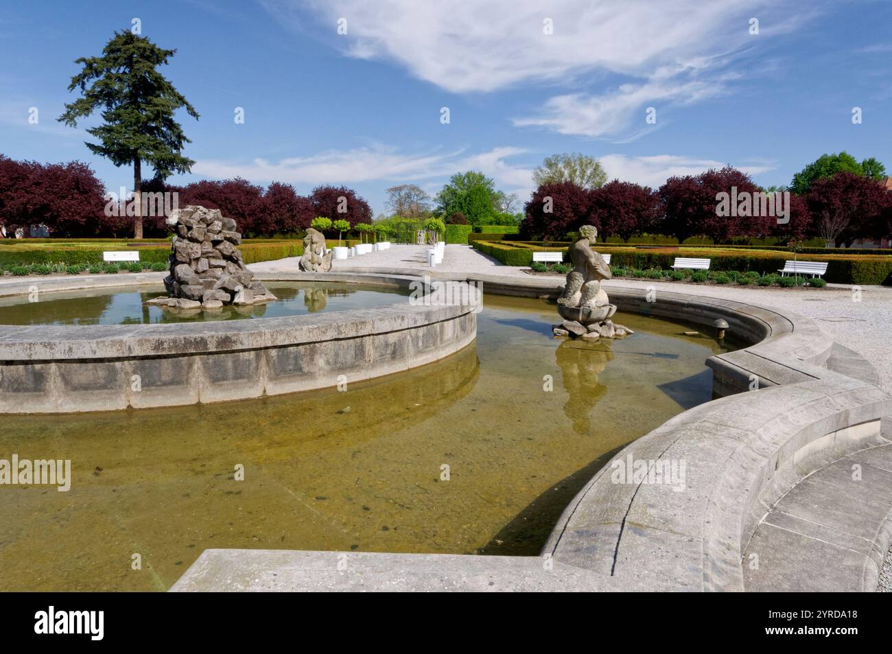 Trója, vodní kanál a Stromovka / Troia, canale d'acqua e Stromovka Foto Stock