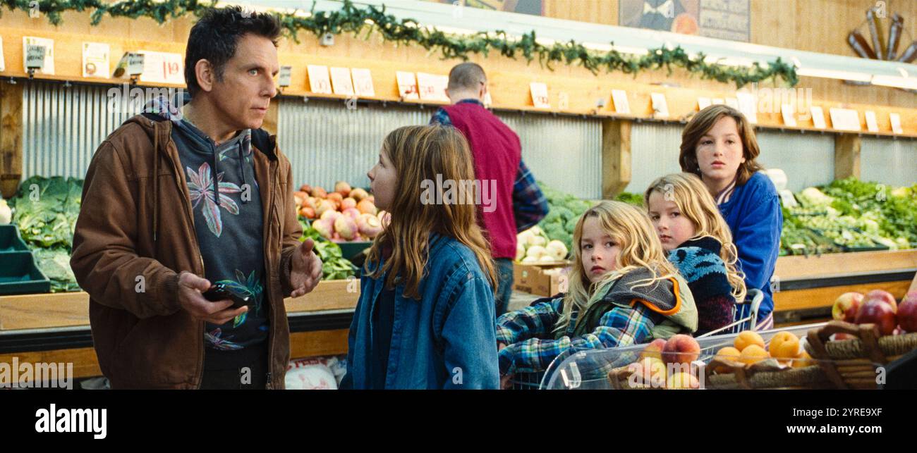 Nutcrackers (2024) diretto da David Gordon Green e interpretato da Ben Stiller, Ulysses Janson, Homer Janson, Atlas Janson e Arlo Janson. Commedia emozionante su un uomo single operaio di Chicago che inaspettatamente diventa il guardiano dei suoi quattro nipoti orfani. La pubblicità è ancora SOLO PER USO EDITORIALE. Credito: BFA / Hulu Foto Stock