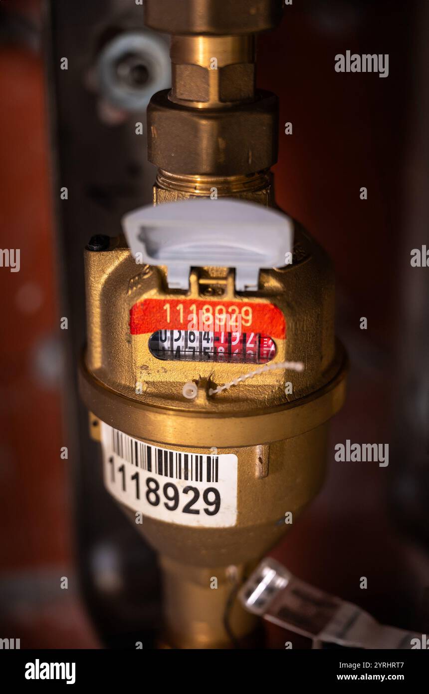 Contatore di approvvigionamento idrico a casa a Jette, Bruxelles, Belgio, 29 novembre 2024 Foto Stock