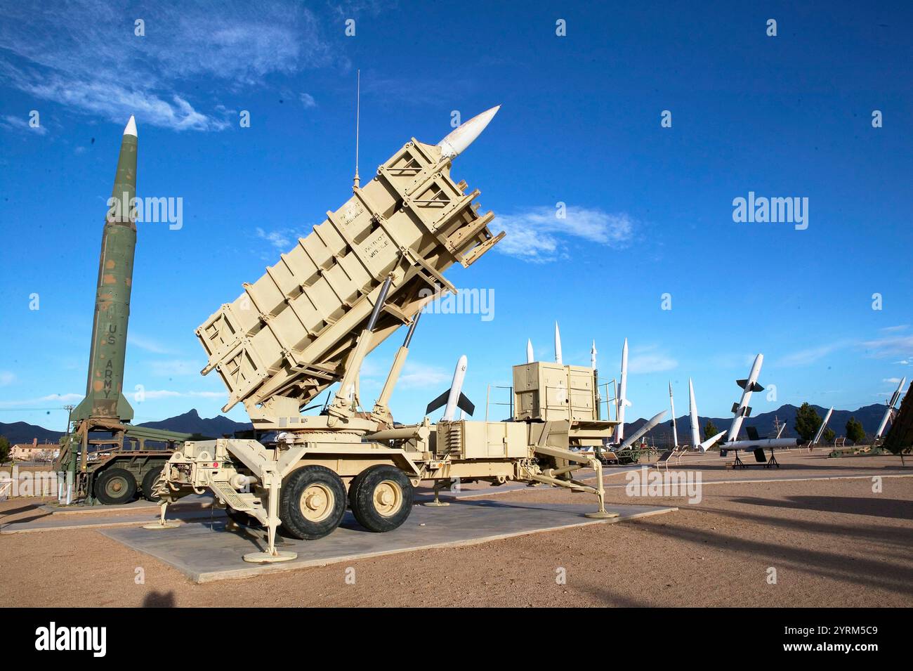 White Sands Missile Range Museum: Missile terra-aria Patriot e lanciatore. New Mexico, Stati Uniti Foto Stock