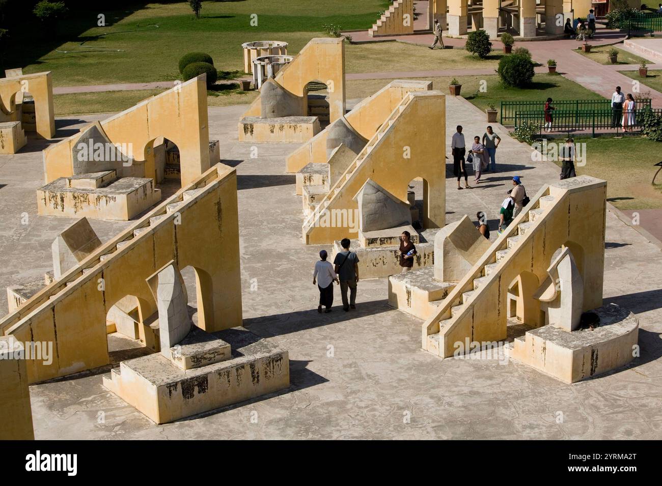 Jantar Mantar - Osservatorio reale costruito da Jai Singh nel 1728. Jaipur. Rajasthan. India. Foto Stock