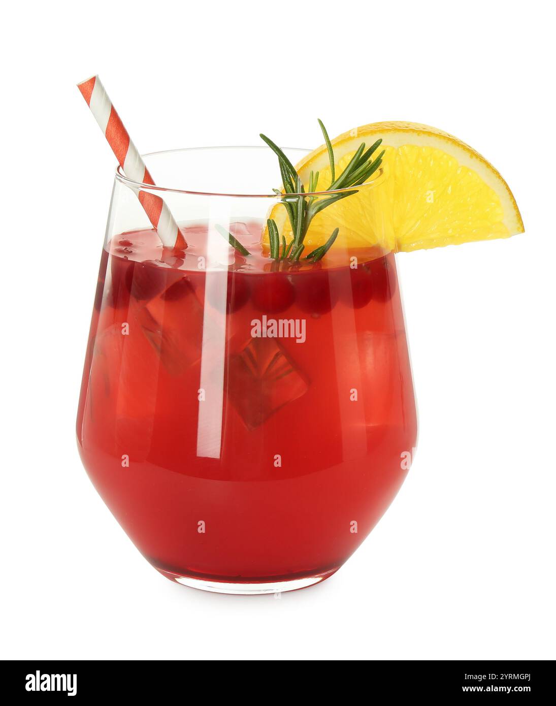 Gustoso cocktail di Natale in bicchiere isolato su bianco Foto Stock