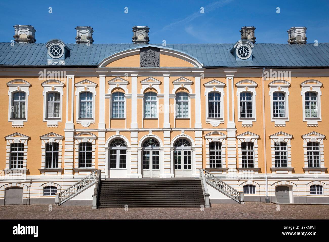 Lettonia, Lettonia meridionale, regione di Zemgale, Pilsrundale, Palazzo Rundale, b 1740, Bartolomeo Rastrelli, architetto, esterno Foto Stock