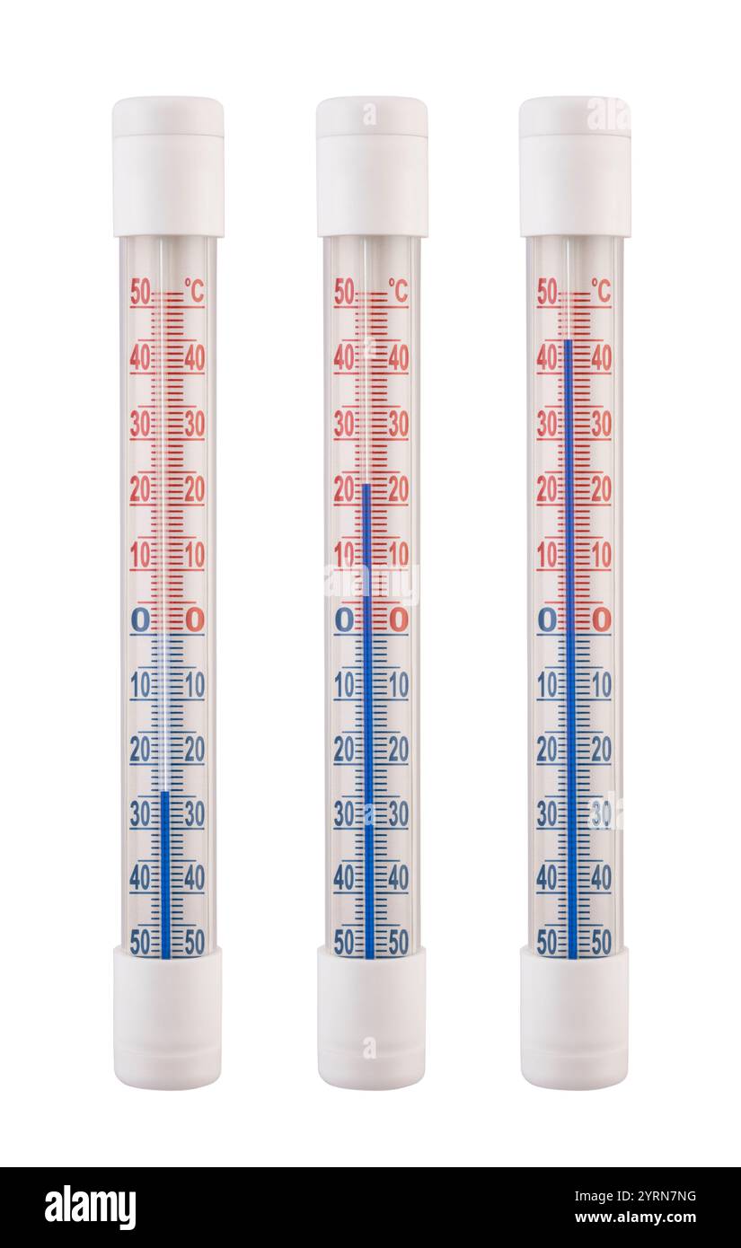 Tre termometri con temperature diverse isolati su sfondo bianco Foto Stock