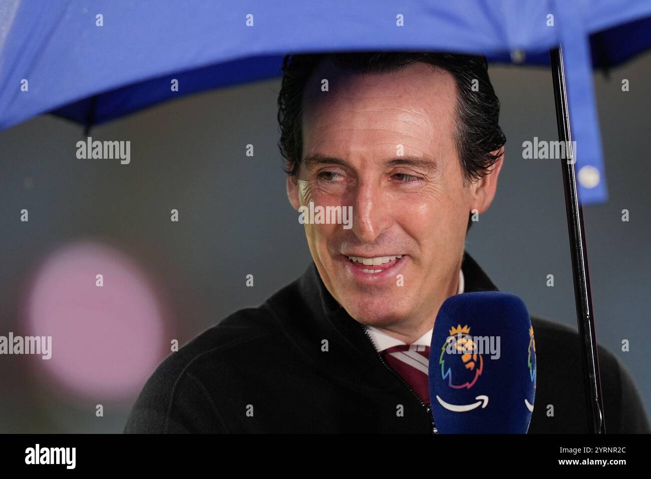 Il manager dell'Aston Villa Unai Emery davanti alla partita di Premier League a Villa Park, Birmingham. Data foto: Mercoledì 4 dicembre 2024. Foto Stock