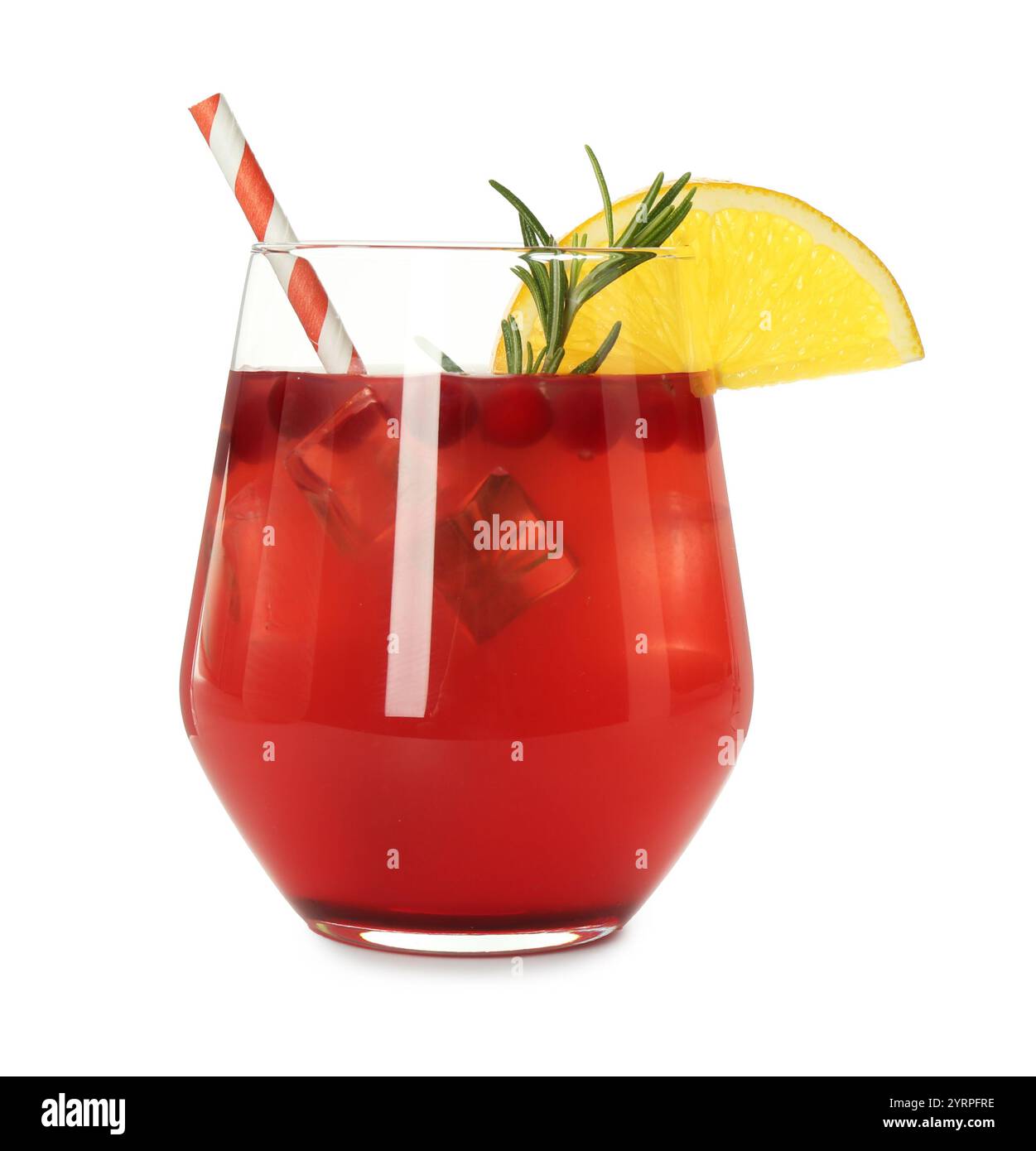 Gustoso cocktail di Natale in bicchiere isolato su bianco Foto Stock