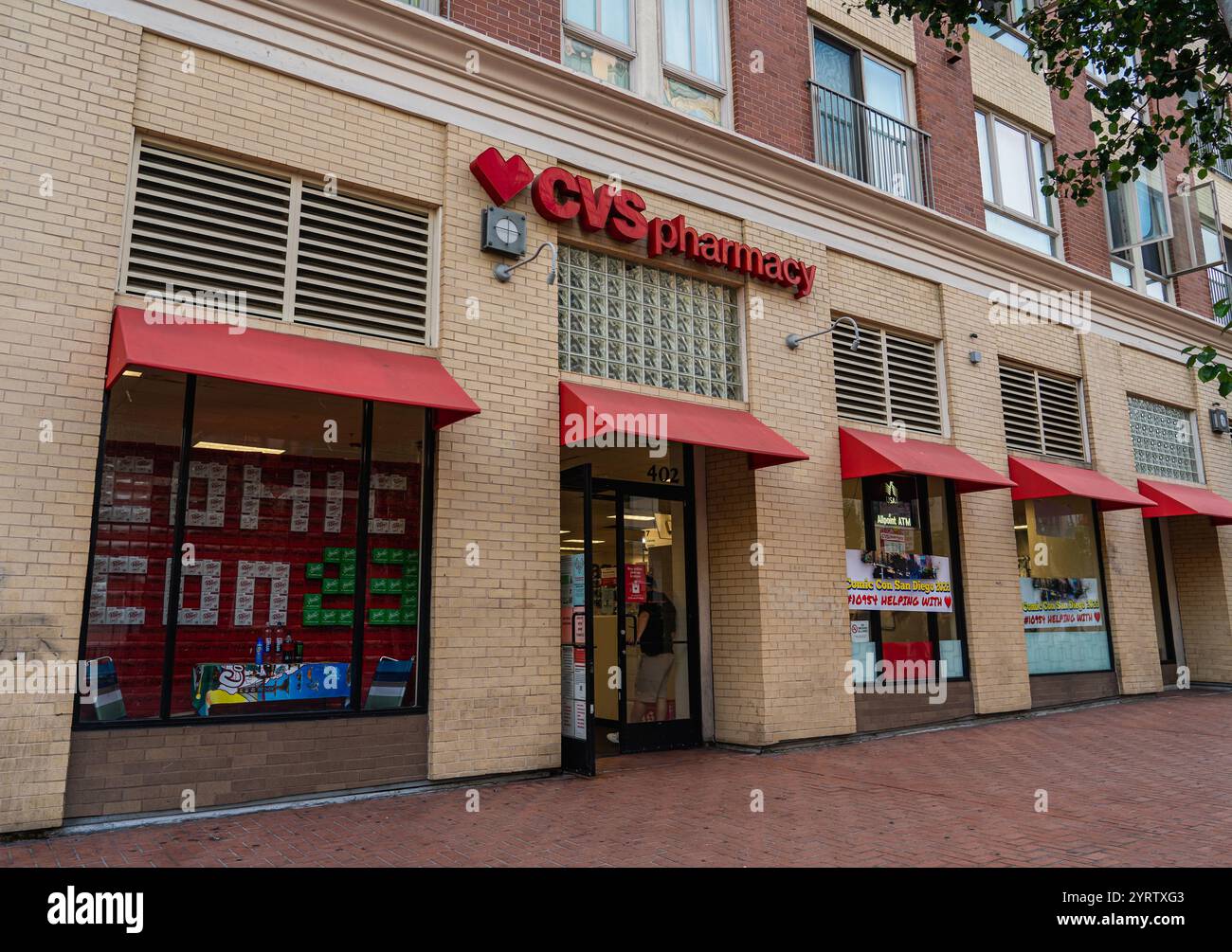 Facciata di una farmacia CVS nel quartiere Gaslamp. Foto Stock